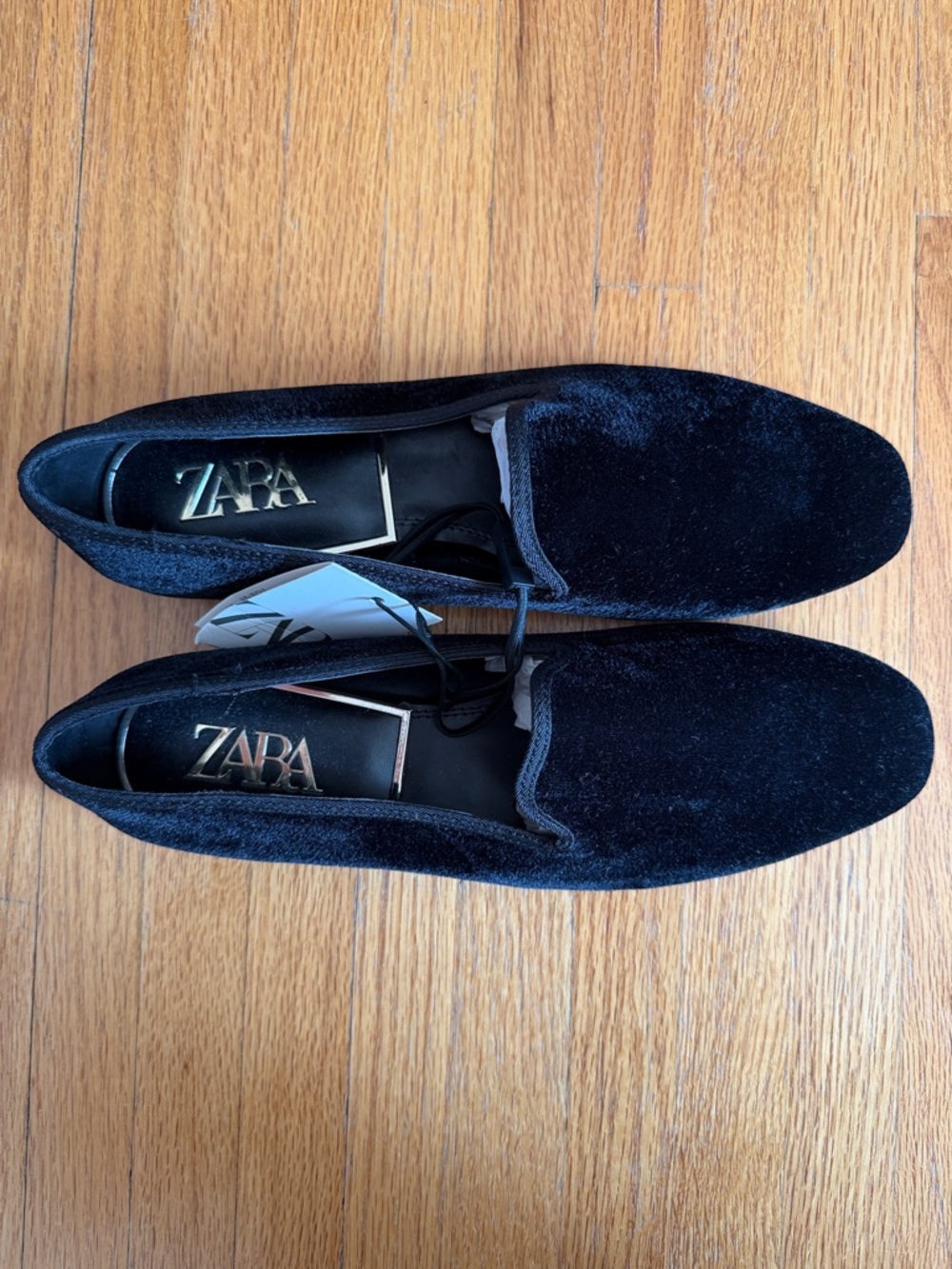 Zara Low-Heeled Velvet Loafer Shoes - Picture 2 of 12